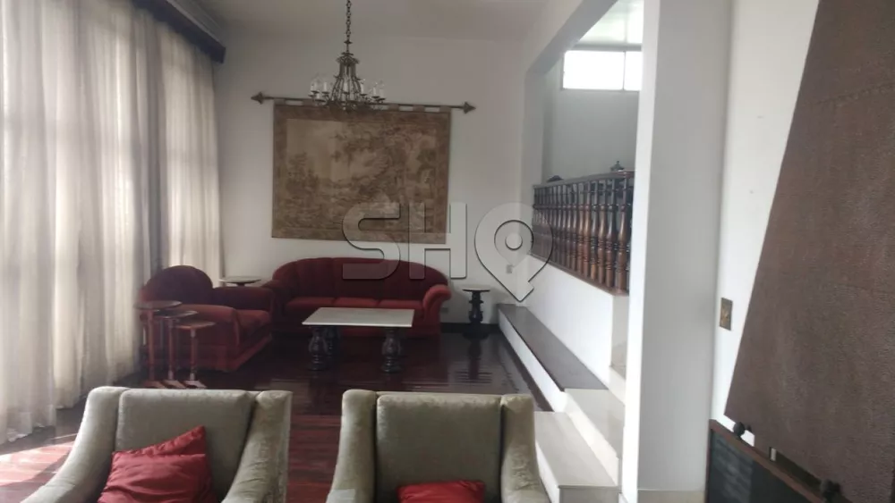 Casa para alugar com 3 quartos, 508m² - Foto 1