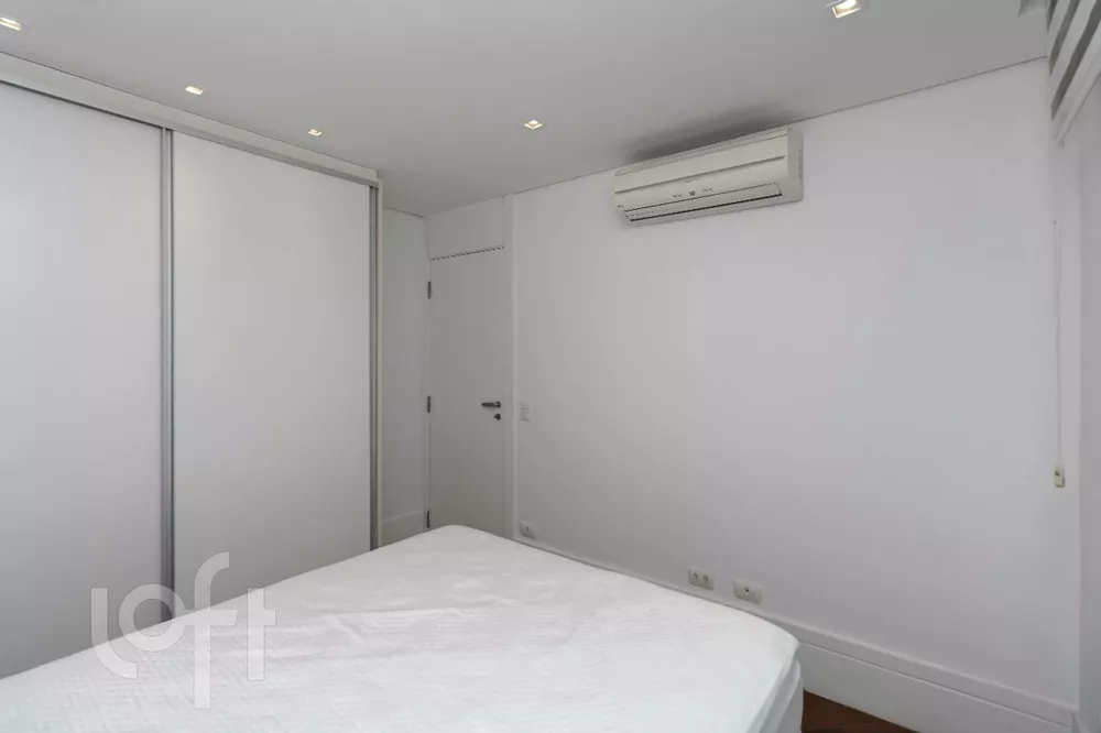 Apartamento à venda com 3 quartos, 140m² - Foto 8