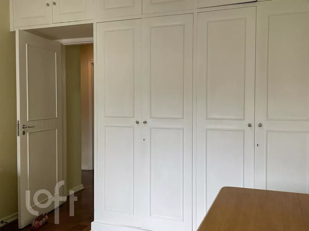 Apartamento à venda com 3 quartos, 222m² - Foto 8