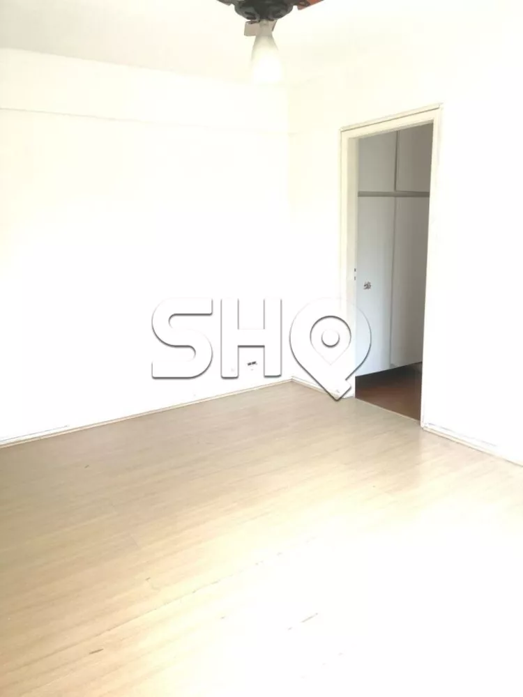 Apartamento à venda com 3 quartos, 70m² - Foto 2