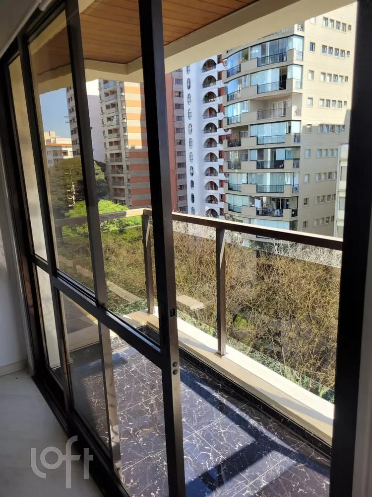 Apartamento à venda com 2 quartos, 71m² - Foto 4