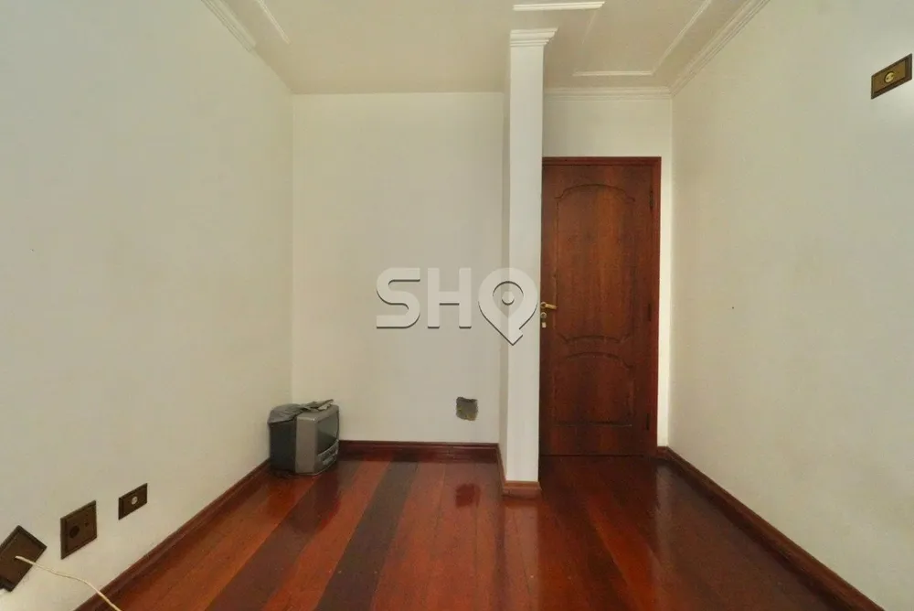 Casa, 6 quartos, 618 m² - Foto 2