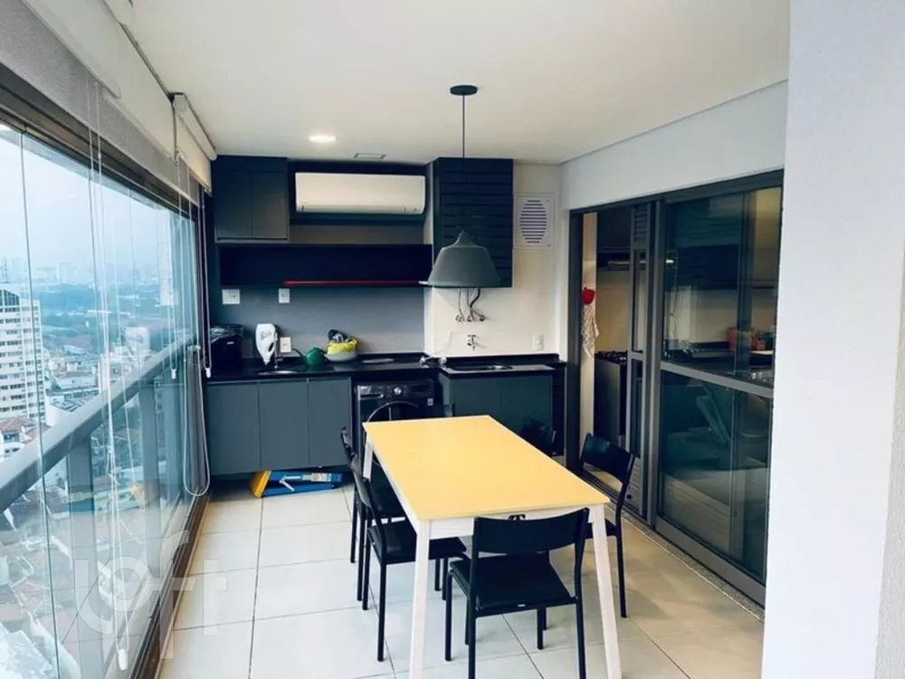 Apartamento à venda com 2 quartos, 69m² - Foto 1