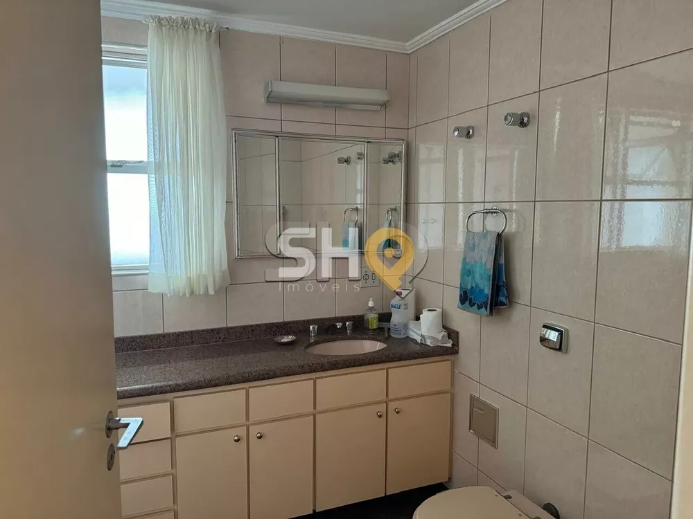 Apartamento à venda com 3 quartos, 230m² - Foto 4