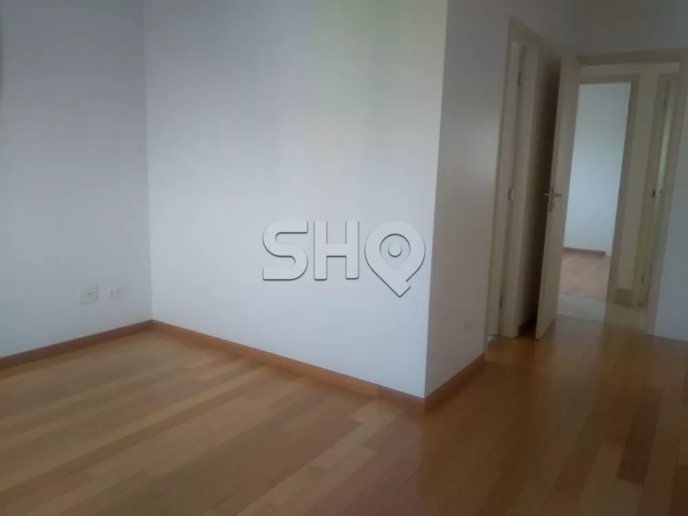 Apartamento à venda com 3 quartos, 134m² - Foto 2