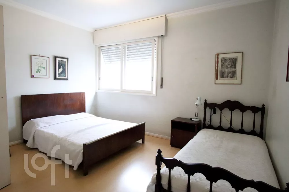 Apartamento à venda com 3 quartos, 153m² - Foto 2