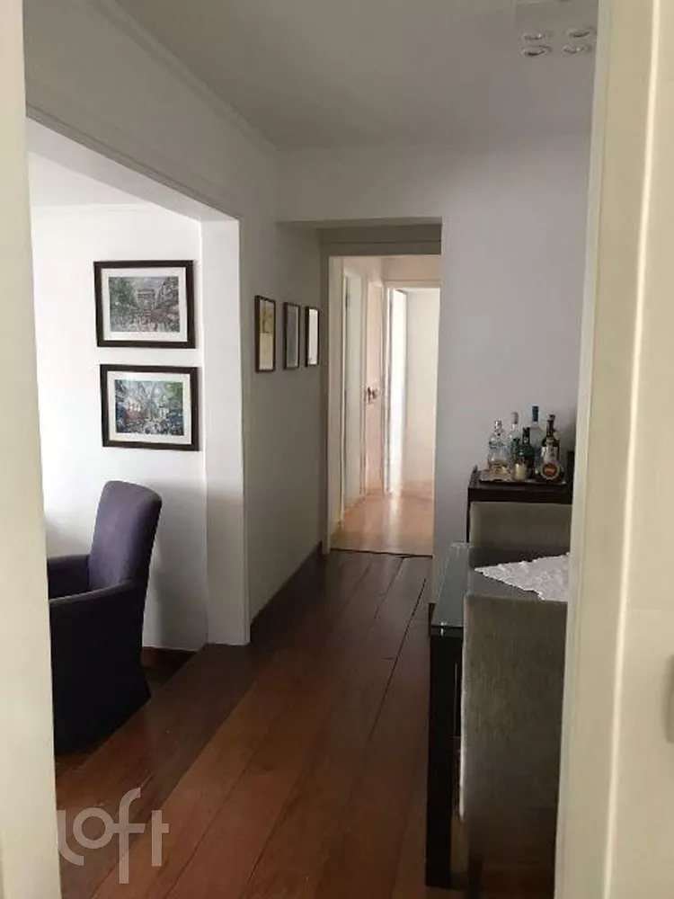 Apartamento à venda com 3 quartos, 125m² - Foto 4