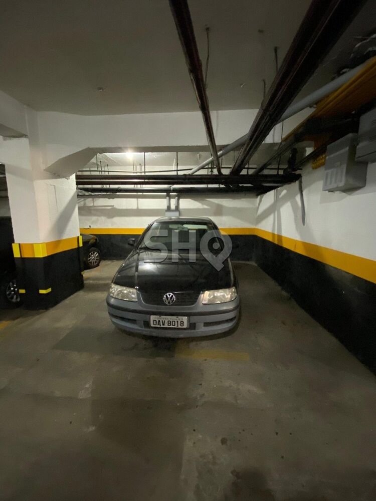 Apartamento à venda com 2 quartos, 76m² - Foto 11