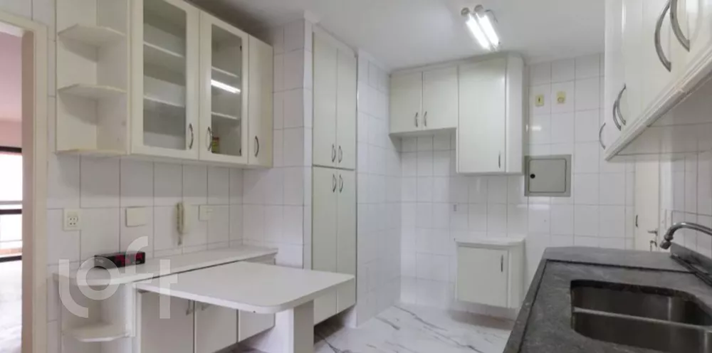 Apartamento à venda com 4 quartos, 150m² - Foto 4