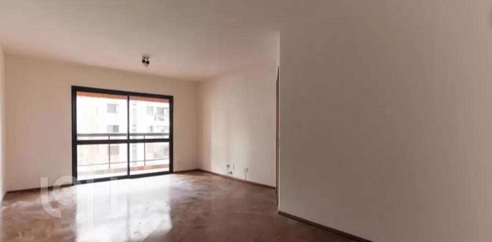 Apartamento à venda com 4 quartos, 150m² - Foto 1