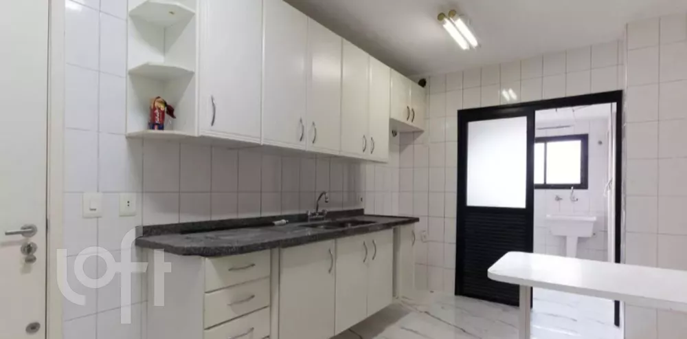 Apartamento à venda com 4 quartos, 150m² - Foto 3