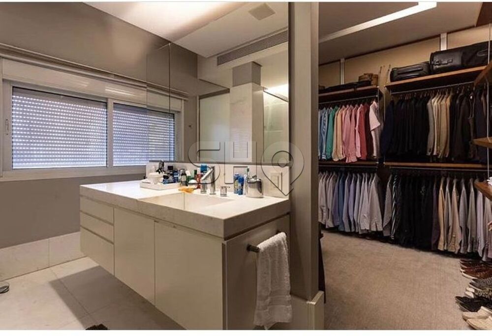 Apartamento para alugar com 4 quartos, 550m² - Foto 3