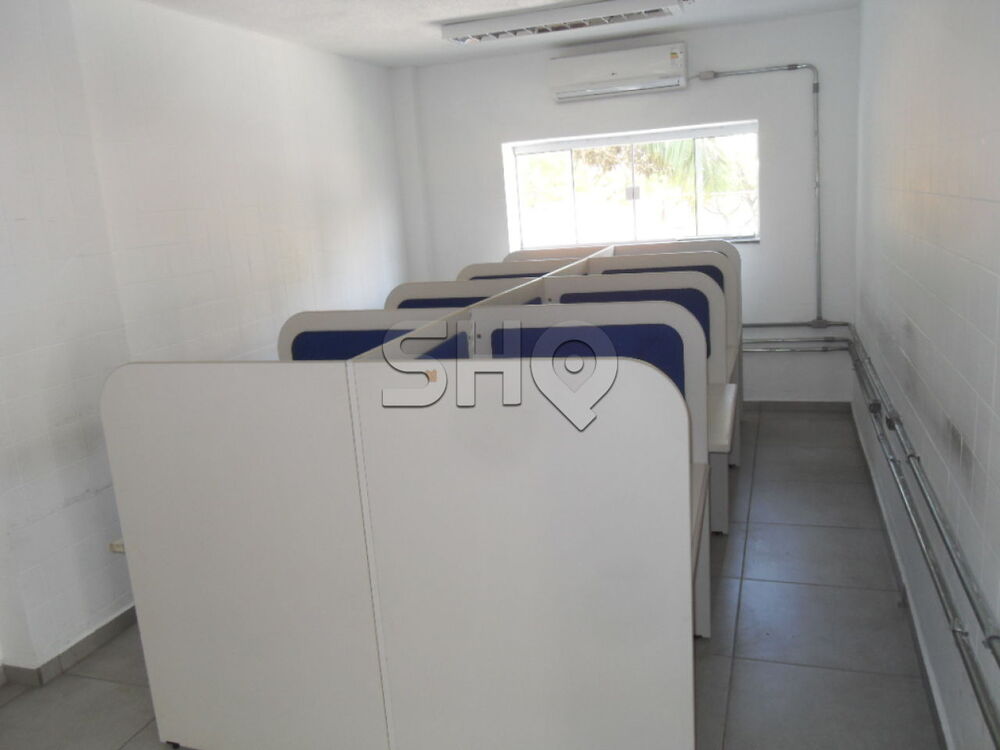 Casa Comercial à venda com 1 quarto, 779m² - Foto 11