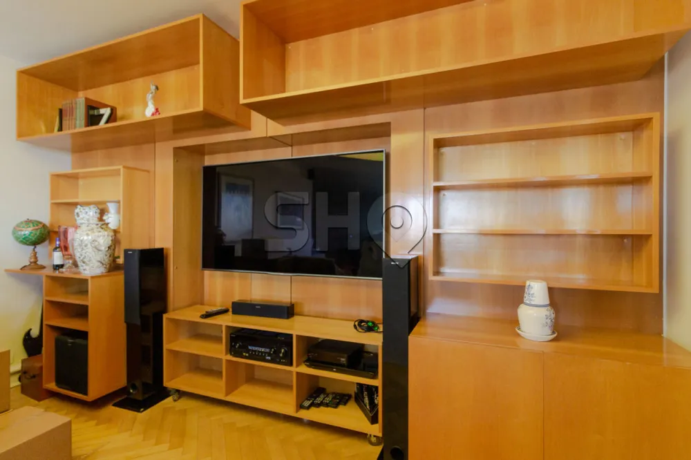 Apartamento, 3 quartos, 300 m² - Foto 1