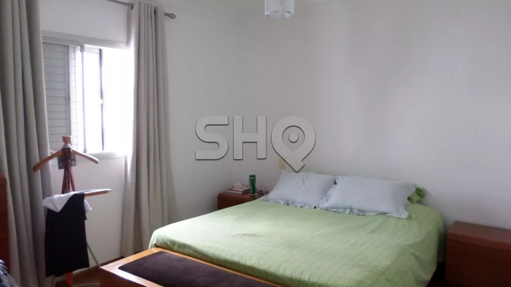 Apartamento à venda com 3 quartos, 180m² - Foto 3