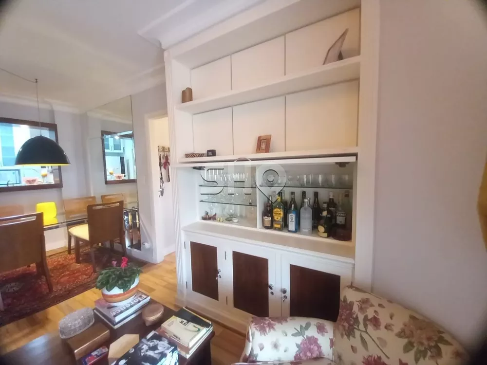 Apartamento à venda com 2 quartos, 75m² - Foto 4