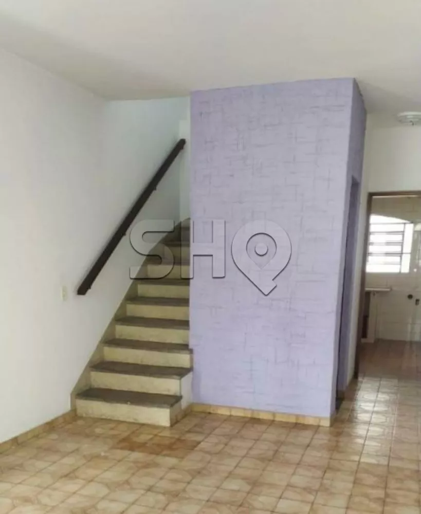 Sobrado à venda com 2 quartos, 213m² - Foto 2