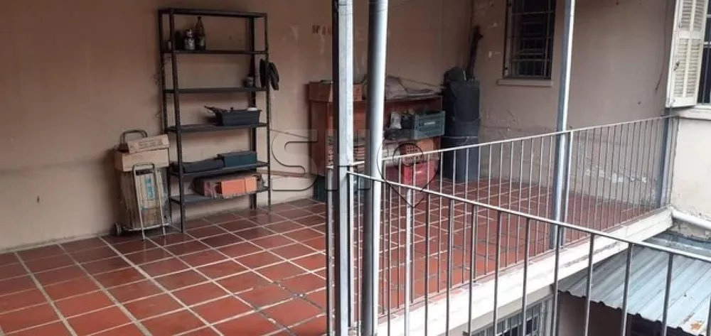 Sobrado à venda com 2 quartos, 200m² - Foto 4