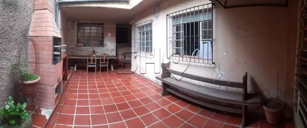 Sobrado à venda com 2 quartos, 200m² - Foto 1