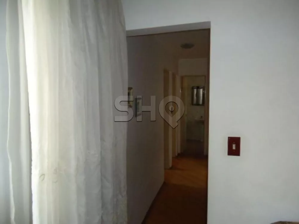 Apartamento à venda com 2 quartos, 72m² - Foto 3