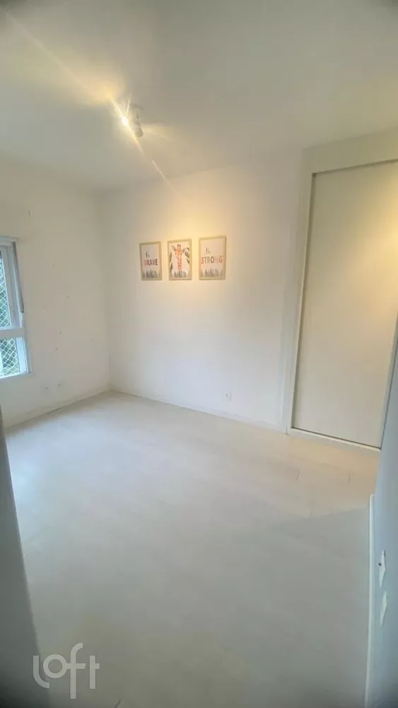 Apartamento à venda com 3 quartos, 219m² - Foto 3