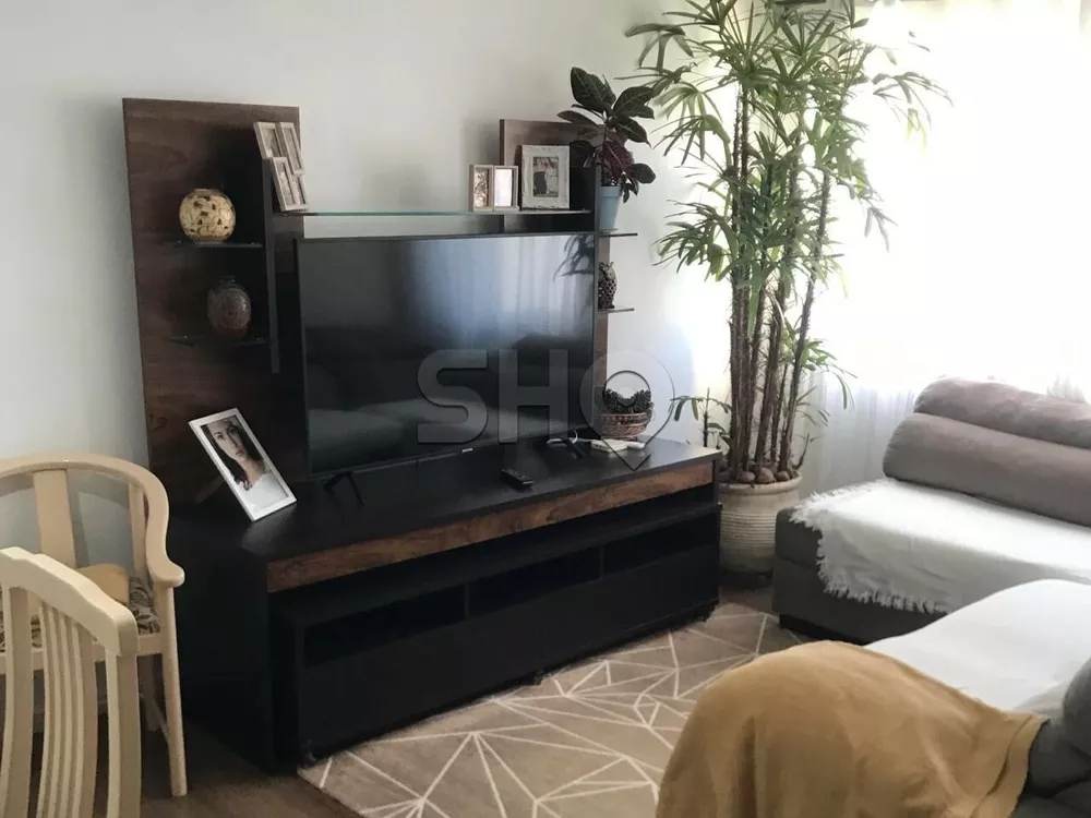 Apartamento à venda com 3 quartos, 80m² - Foto 2