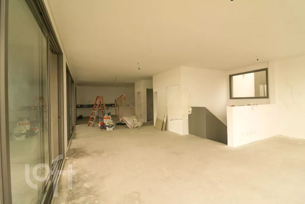 Apartamento à venda com 4 quartos, 375m² - Foto 2