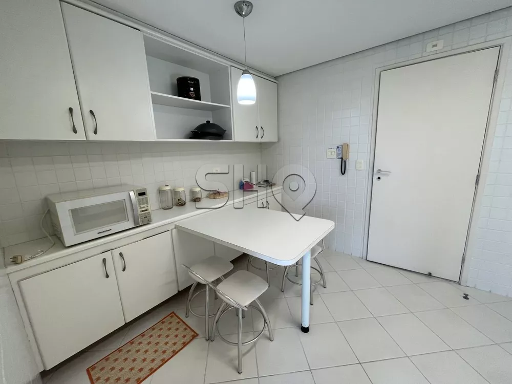 Apartamento, 3 quartos, 184 m² - Foto 1