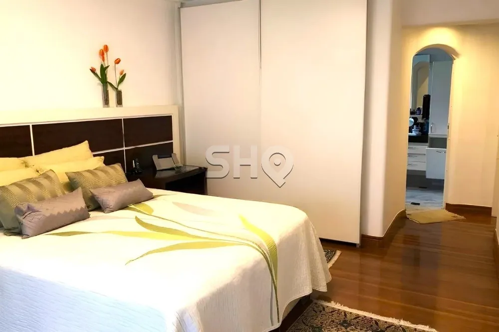 Apartamento, 3 quartos, 248 m² - Foto 1