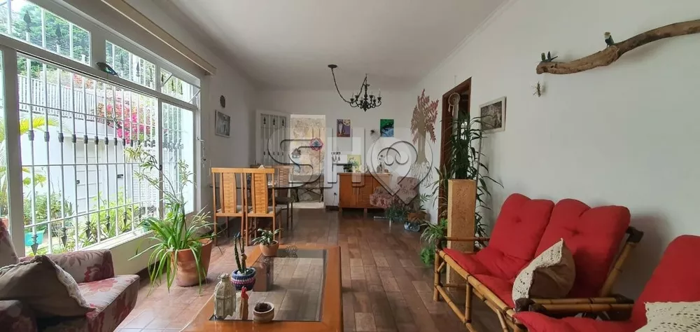 Casa à venda com 4 quartos, 197m² - Foto 4