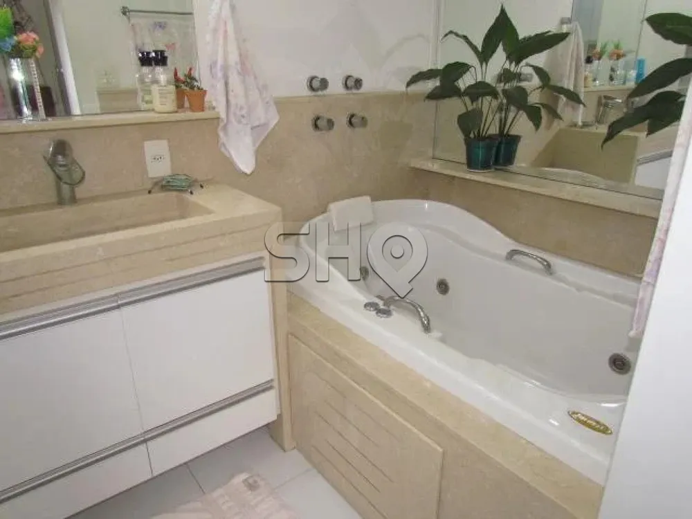 Cobertura, 3 quartos, 300 m² - Foto 1