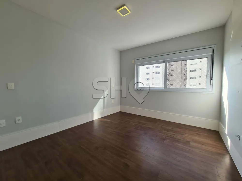 Apartamento, 4 quartos, 241 m² - Foto 2