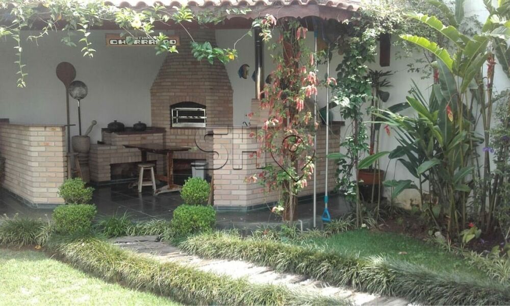 Sobrado à venda com 3 quartos, 350m² - Foto 1