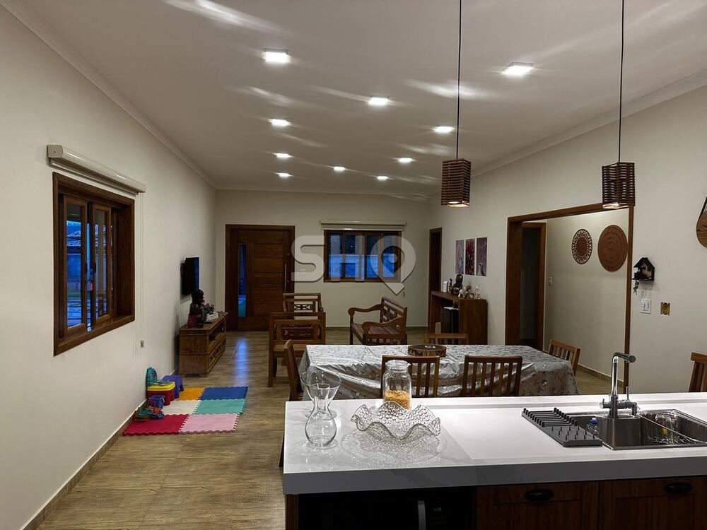 Chácara à venda com 3 quartos, 334m² - Foto 9