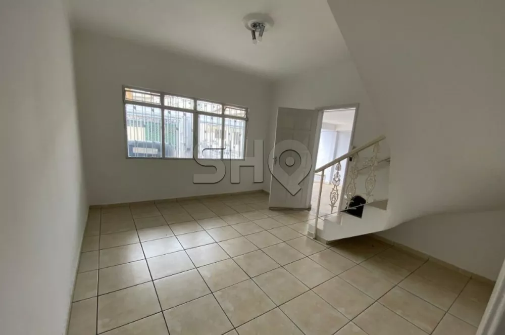 Sobrado à venda com 3 quartos, 200m² - Foto 4