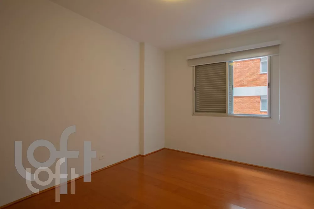 Apartamento à venda com 3 quartos, 95m² - Foto 2