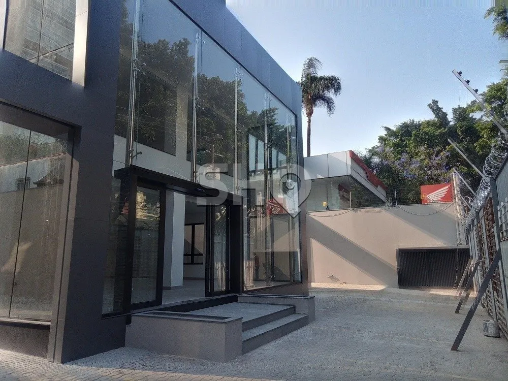 Loja-Salão, 696 m² - Foto 1