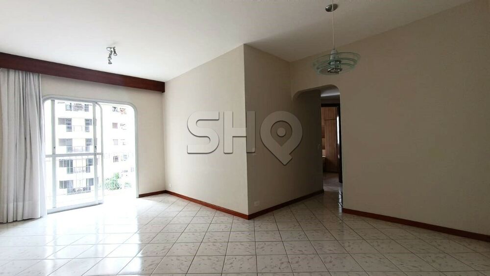 Apartamento à venda com 3 quartos, 80m² - Foto 2