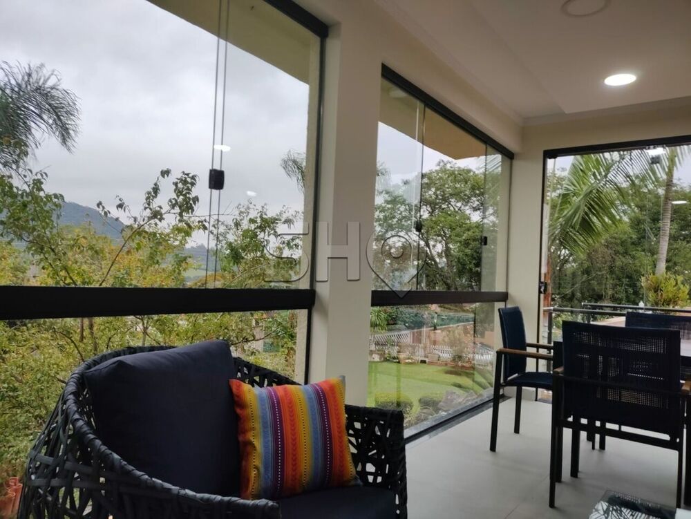 Casa de Condomínio à venda com 5 quartos, 380m² - Foto 3