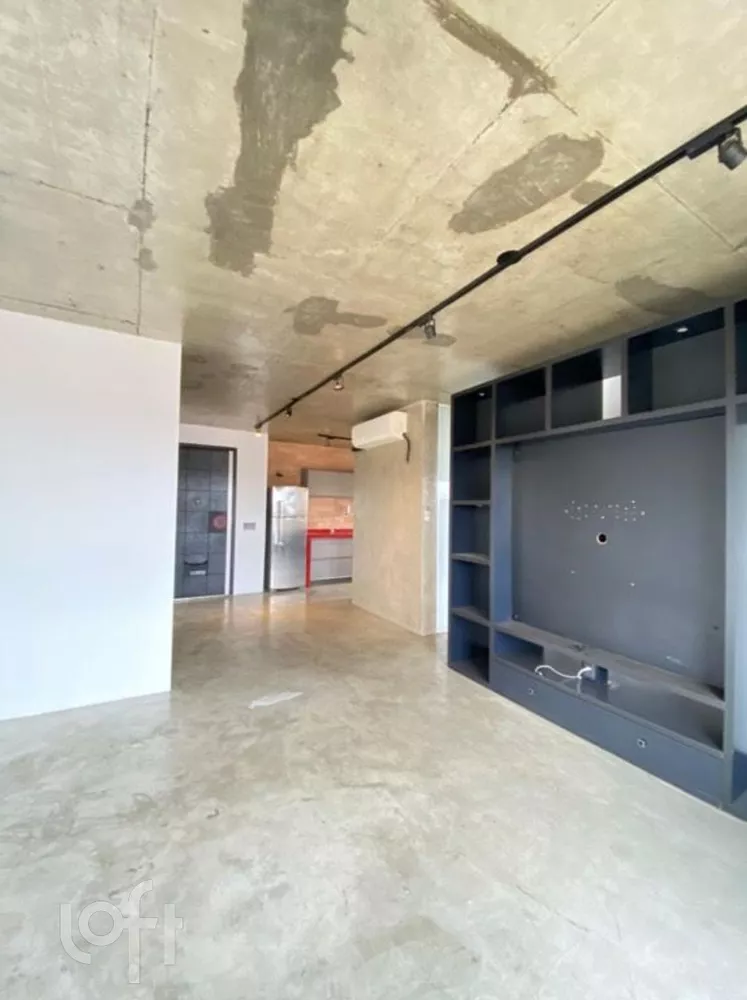 Apartamento à venda com 1 quarto, 70m² - Foto 18