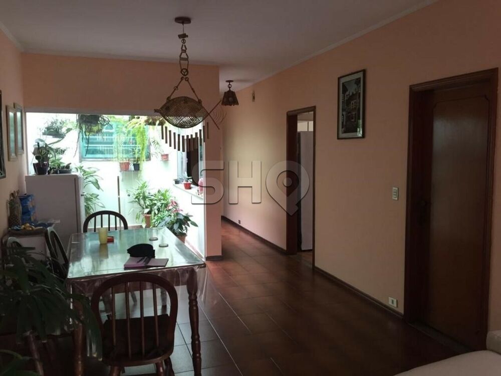 Sobrado, 6 quartos, 156 m² - Foto 1