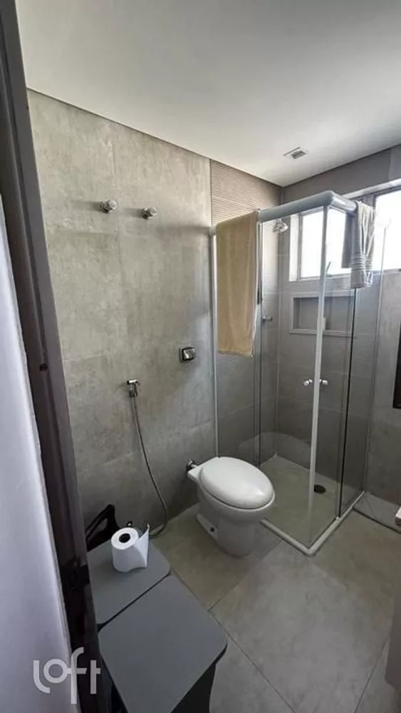 Apartamento à venda com 3 quartos, 115m² - Foto 2