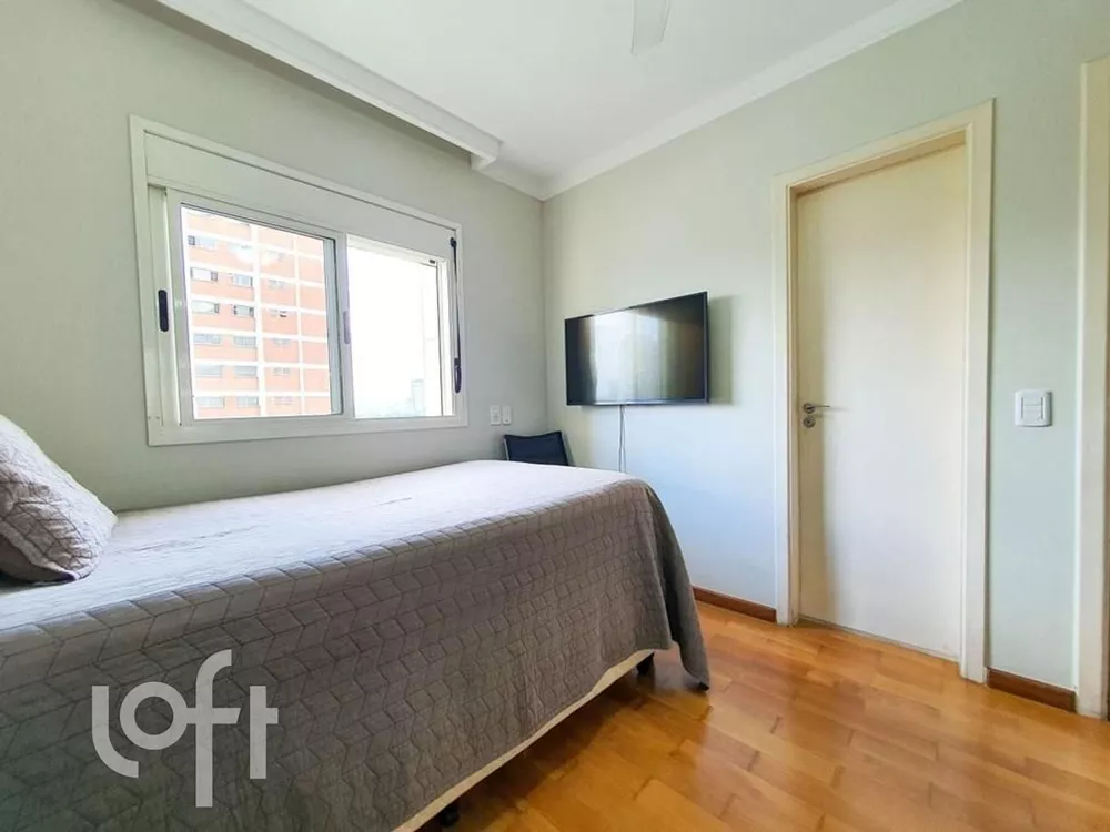 Apartamento à venda com 4 quartos, 200m² - Foto 3