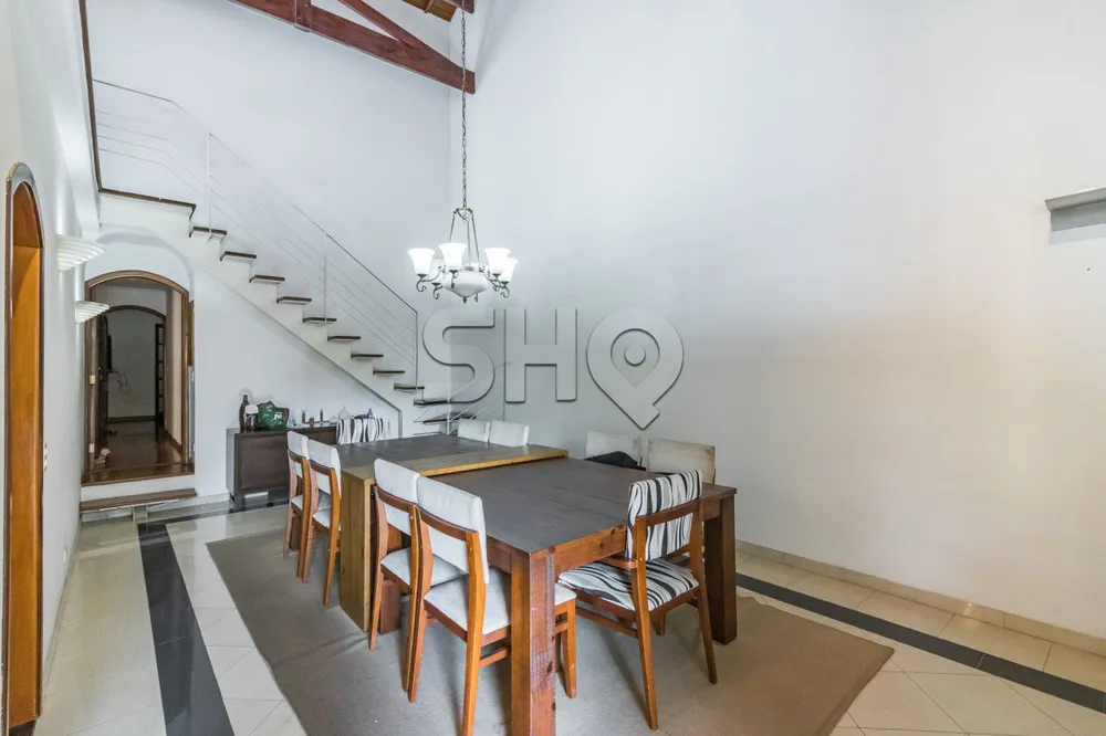 Sobrado, 4 quartos, 350 m² - Foto 1