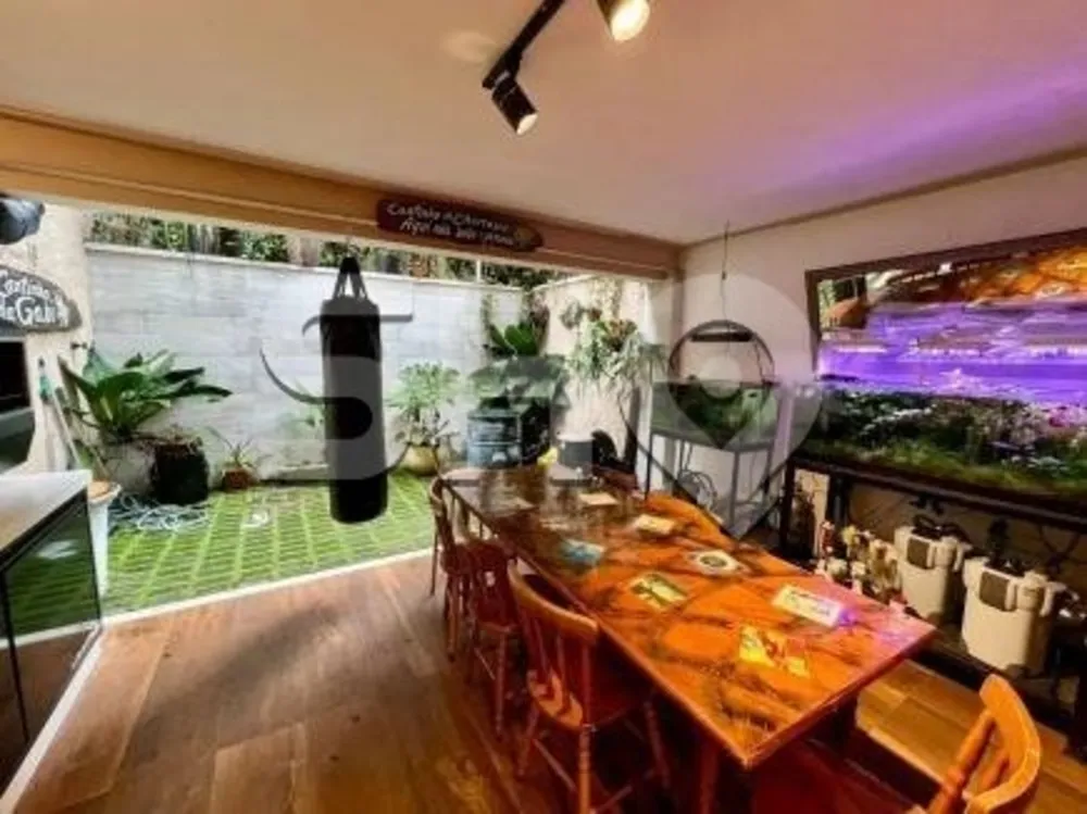 Sobrado, 3 quartos, 300 m² - Foto 1