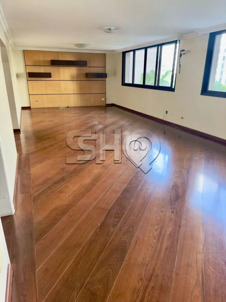 Apartamento à venda com 3 quartos, 164m² - Foto 1