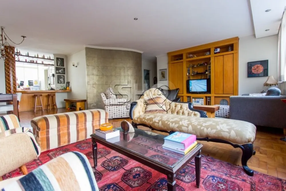 Apartamento, 3 quartos, 216 m² - Foto 2