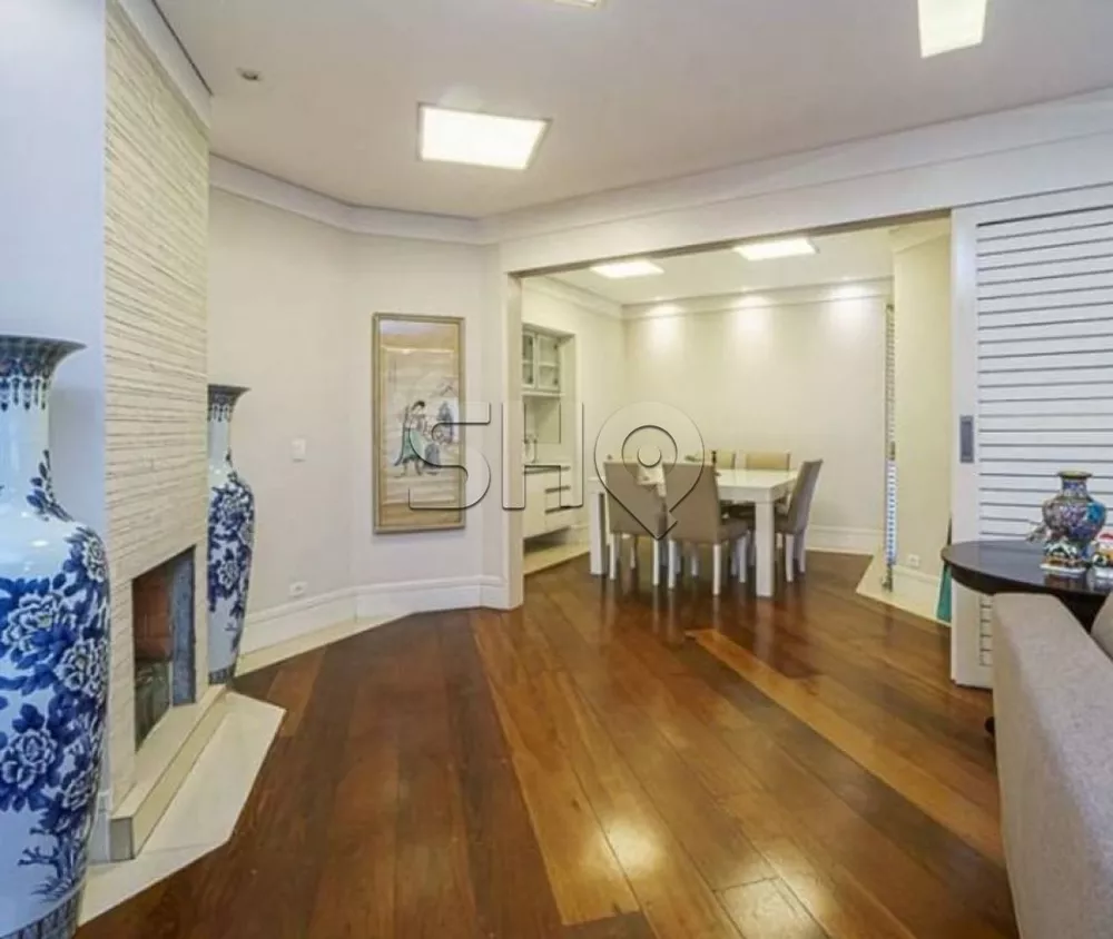 Apartamento, 3 quartos, 213 m² - Foto 1