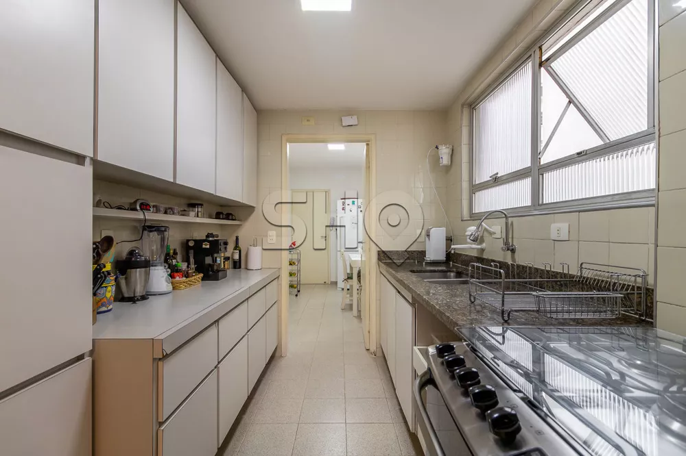 Apartamento à venda com 4 quartos, 209m² - Foto 10