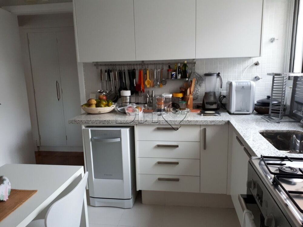 Apartamento à venda com 2 quartos, 143m² - Foto 12